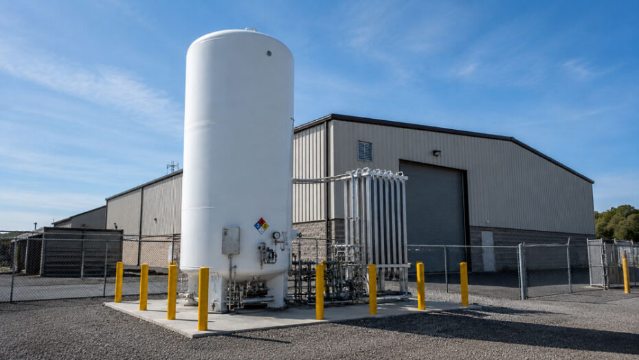 Bulk liquid nitrogen storage tank outside of manufacturing facility